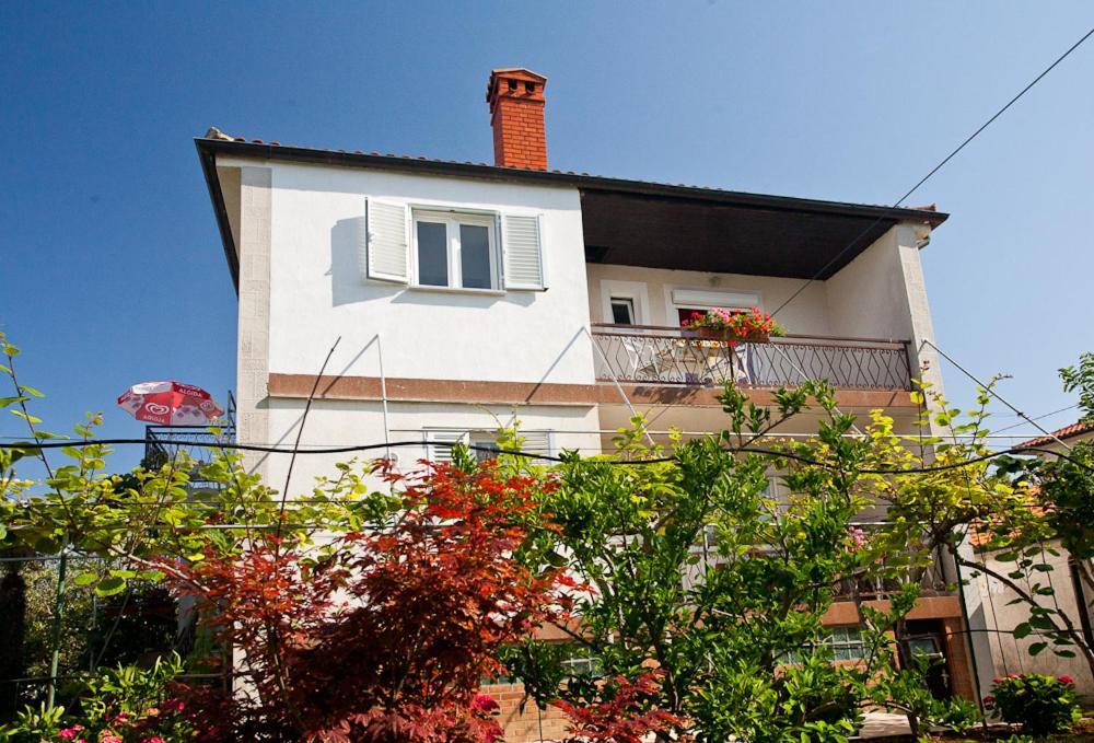 Apartments Melita Krk Town Exterior photo